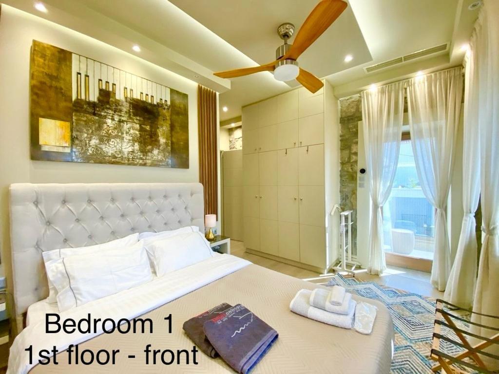 Villasonboard Rock Villa 3 Bed, 3 Bath, Jacuzzi, Seaside Ερμιόνη Εξωτερικό φωτογραφία