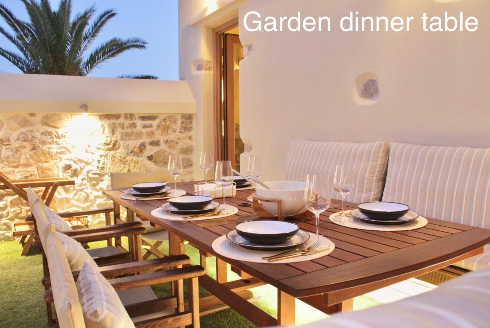 Villasonboard Rock Villa 3 Bed, 3 Bath, Jacuzzi, Seaside Ερμιόνη Εξωτερικό φωτογραφία